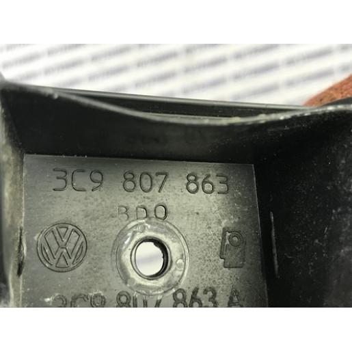 Кронштейн заднього бампера VW Passat B6 Wagon 2005-2010 3C9807863